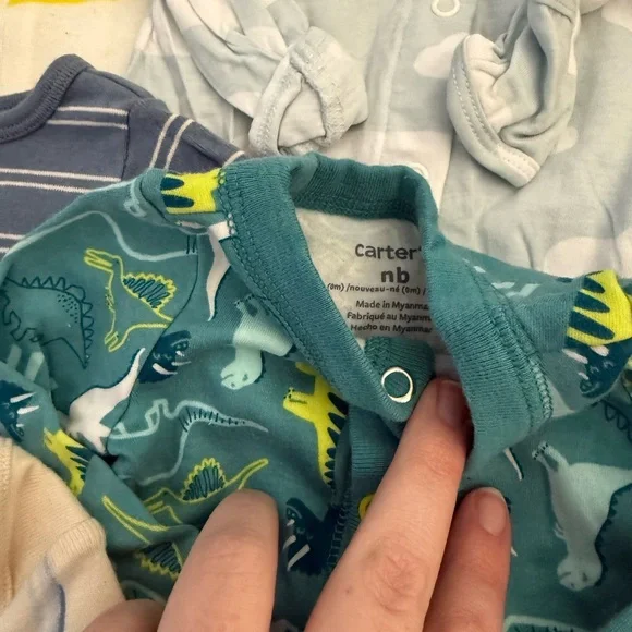 Lot of 8 NB and 0-3m gowns/Sleepers - Picture 3 of 8